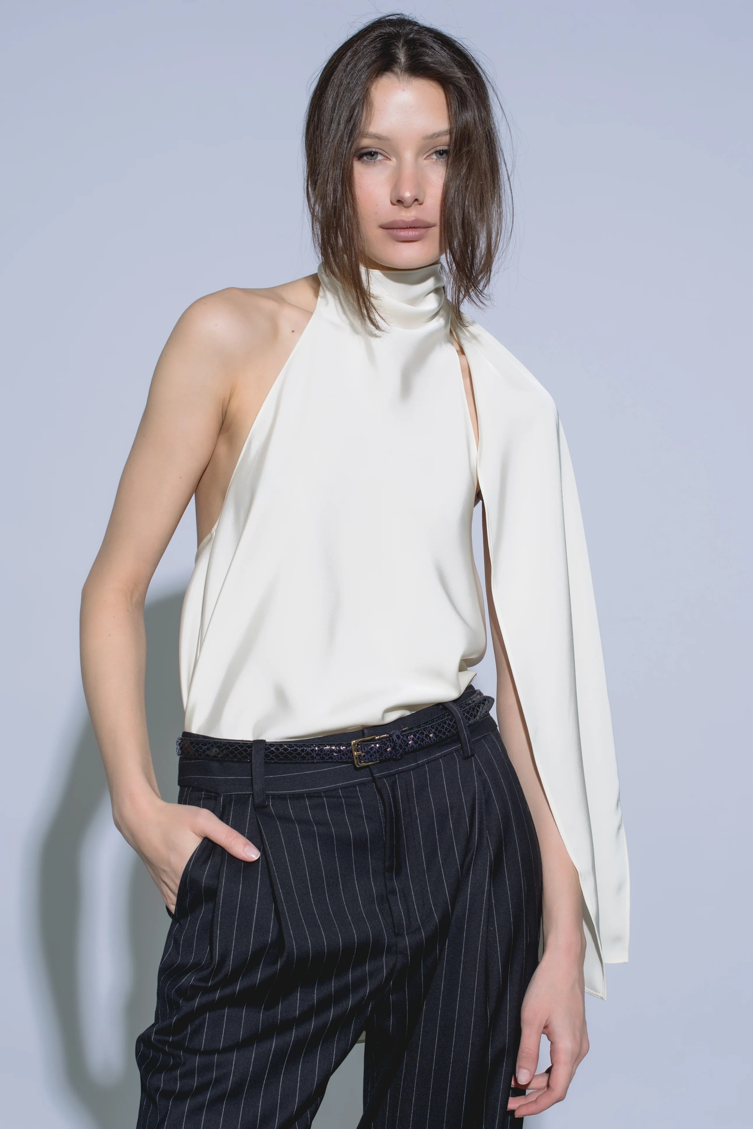 theredthered S halter flow tops トップス theredthered S halter flow tops トップス THEREDTHREAD / ザ