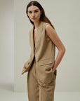 The Sleeveless Suit Set