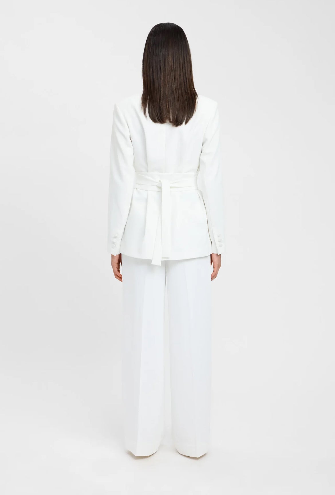 Orel Suit