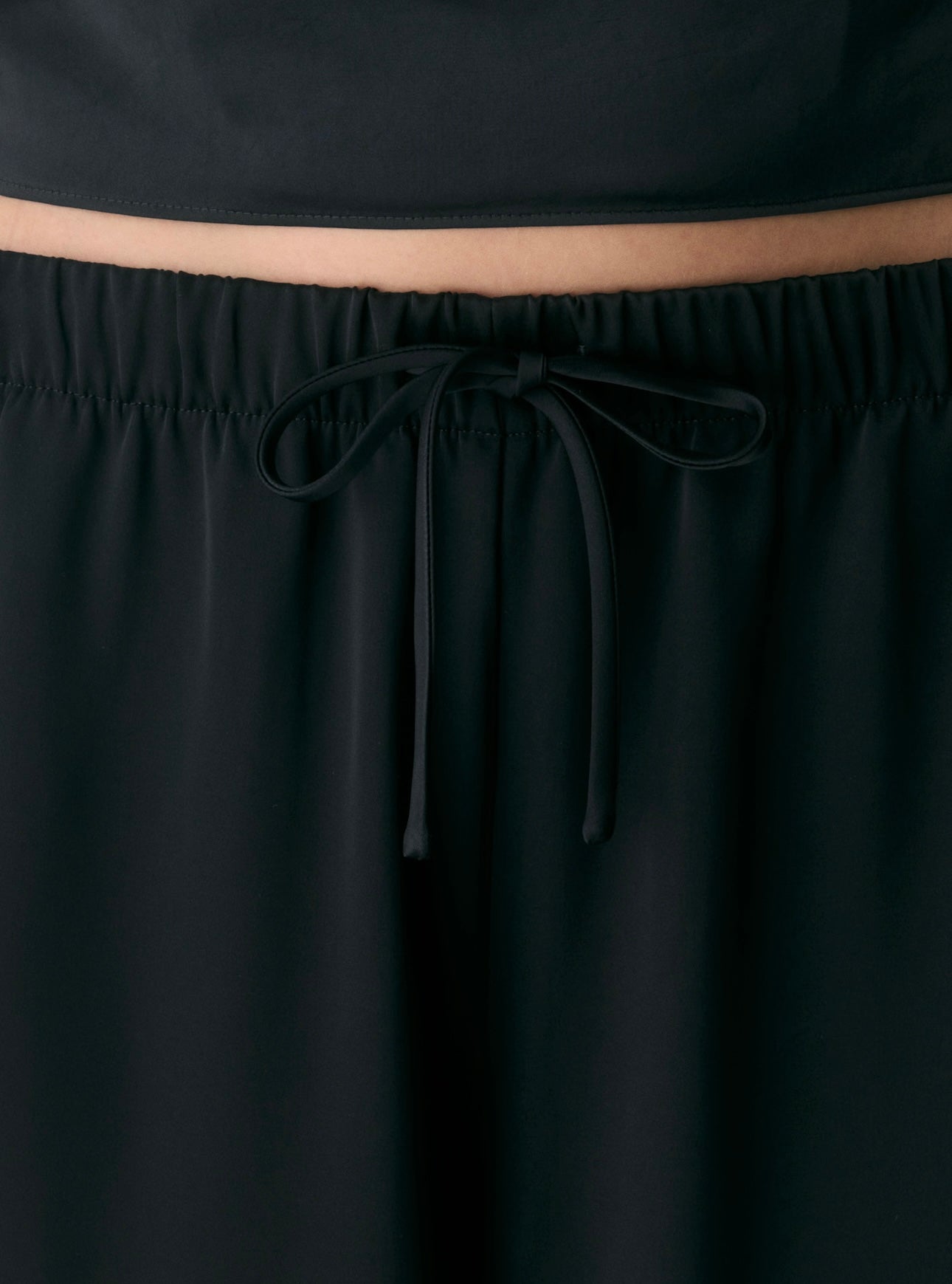 Black satin wide-leg pants for women with elastic waistband and drawstring – Italian double-faced satin lounge trousers