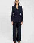 Orel Suit